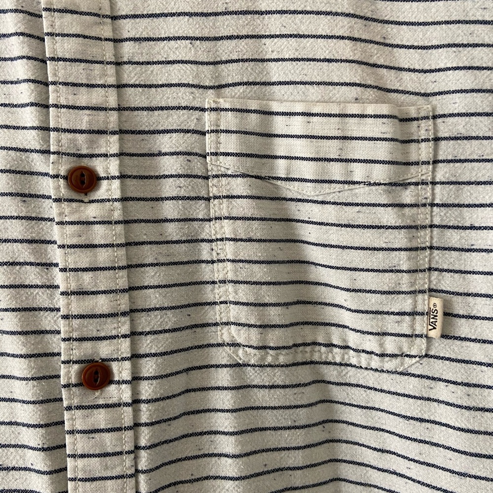 Vans Large Button Down Wood Buttons - Picture 3 of 4